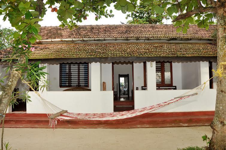 Angeo Beach House Alappuzha Bagian luar foto